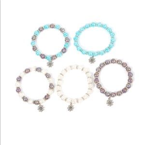 Paparazzi Starlet shimmer kids 10 piece snowflakes bracelet sets